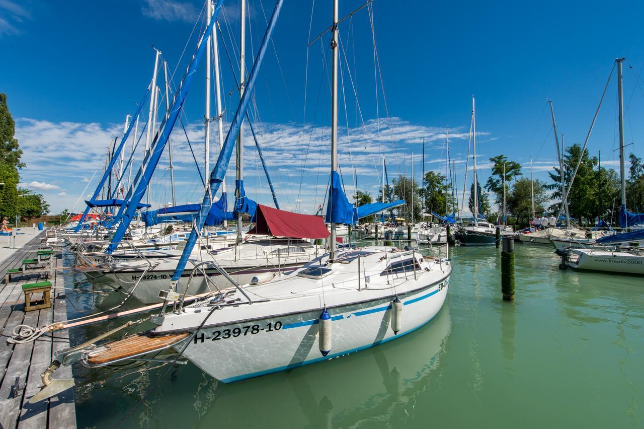 Tihany Yacht Club Esterno foto