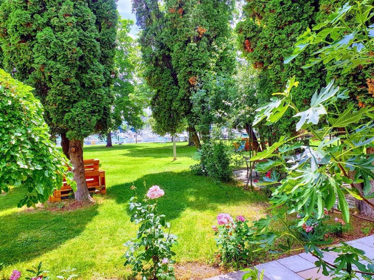 Tihany Yacht Club Esterno foto